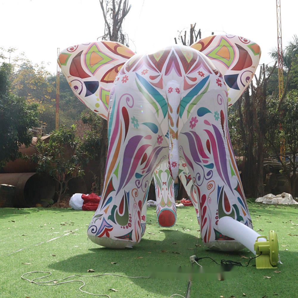 Colorful Giant Elephant With L - Decor Lighting The Parade ulasan dan harga
