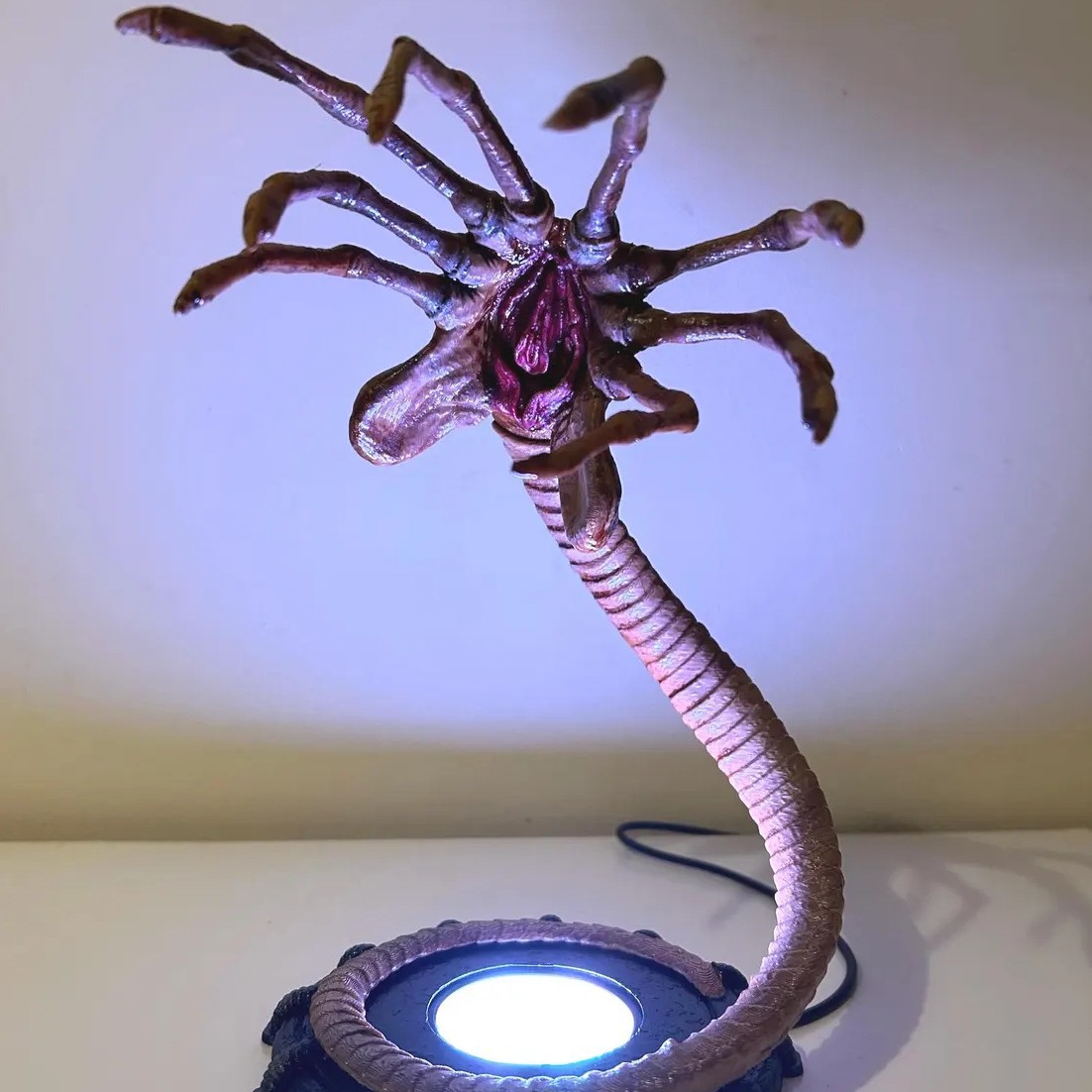 Alien Facehugger Lamp Nightlig - Lighting Decoration For Home ulasan dan harga