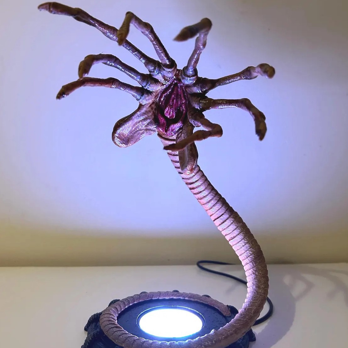 Alien Facehugger Lamp Nightlig - Lighting Decoration For Home ulasan dan harga