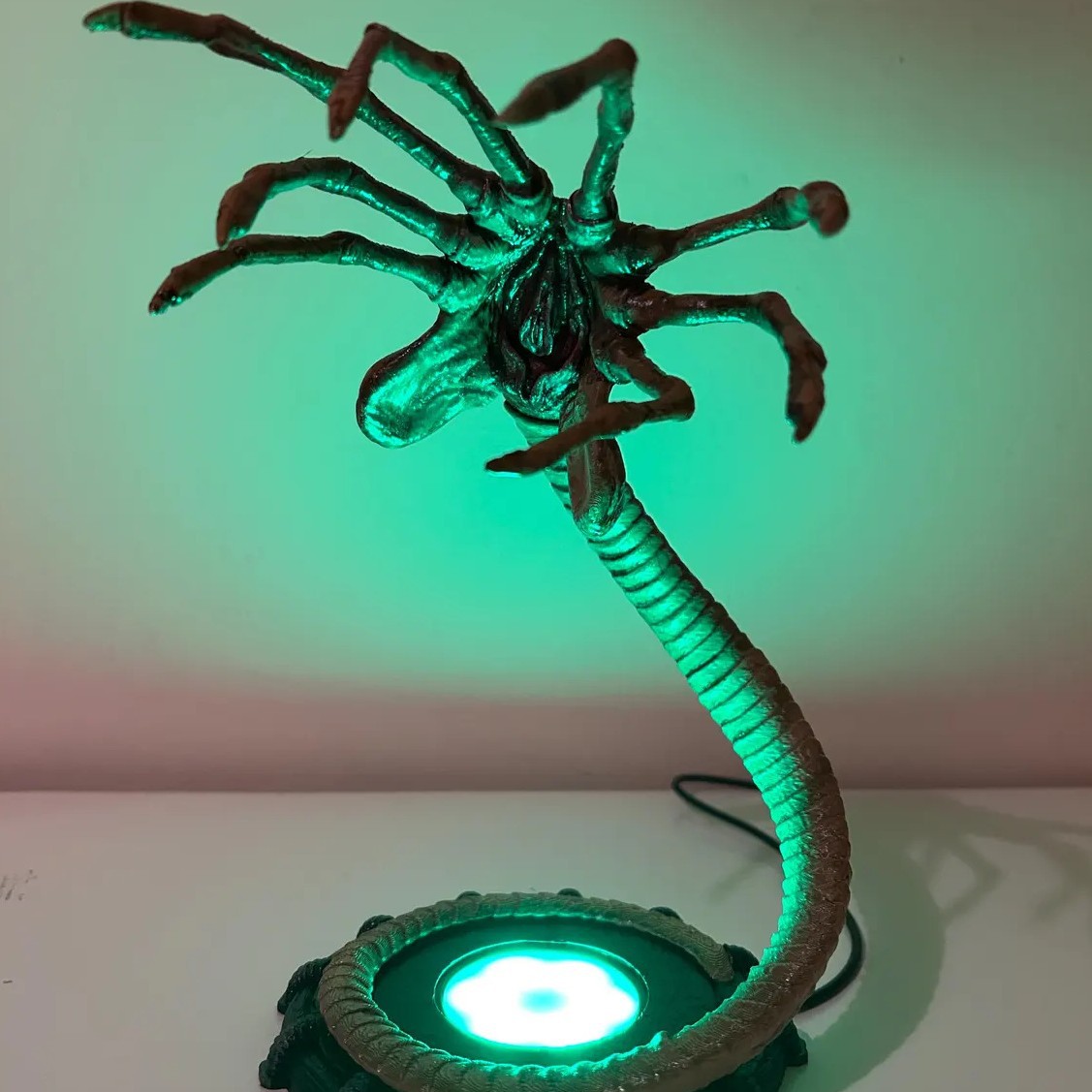 Alien Facehugger Lamp Nightlig - Lighting Decoration For Home ulasan dan harga